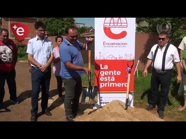 ENCARNACIÓN: INICIAN OBRA DE EMPEDRADO EN ARTERIA DEL B° BUENA VISTA
