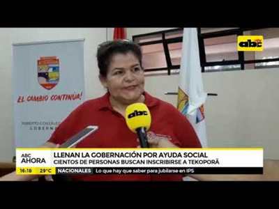Llenan la gobernación por ayuda social - Tv - ABC Color