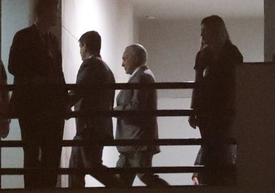 Temer pasó su primera noche en prisión y aguarda ser interrogado
