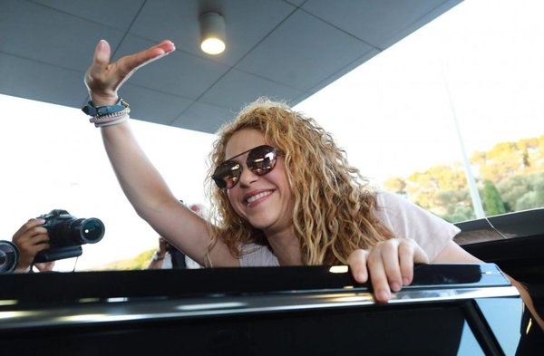 Shakira citada a declarar por supuesto fraude fiscal | Paraguay en Noticias