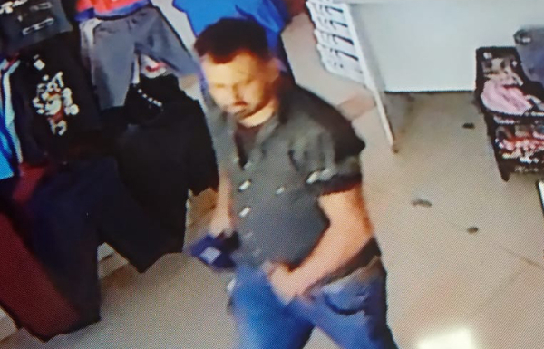 Malviviente asalta una tienda frente a la UNE | Diario Vanguardia 19