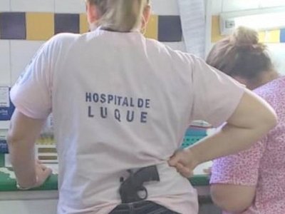 IPS abre sumario tras difundirse foto de funcionaria con arma de fuego