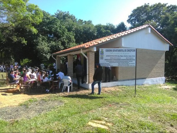 Inauguran obras en dos escuelas de Horqueta | Paraguay en Noticias
