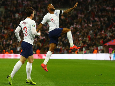 Inglaterra supera sin despeinarse a República Checa