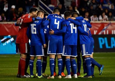 Caída en el estreno de Berizzo - Deportes - ABC Color