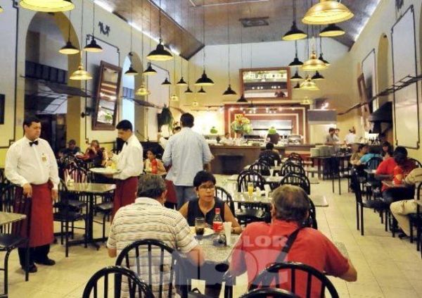 Restaurantes no aceptarán tarjetas el 6 y 7 de abril | Paraguay en Noticias 