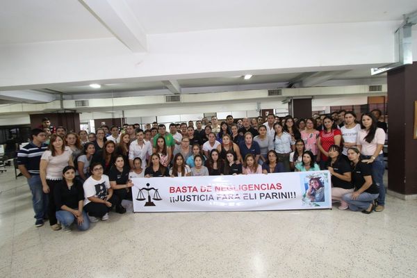 Pesquisa por la muerte de Eli Parini sigue su curso