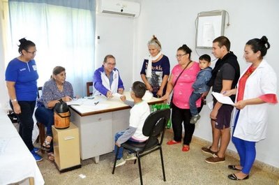 Realizan triaje de pacientes - Edicion Impresa - ABC Color