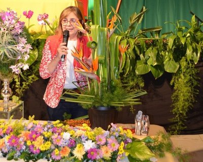 Arreglos florales - Edicion Impresa - ABC Color