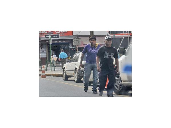 Cuidacoches que amenazó a automovilista va a prisión