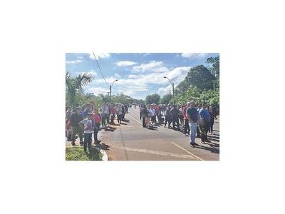 OTEP-SN cerró ruta en reclamo de entrega de almuerzo escolar