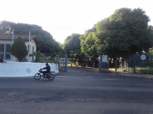 Proveedores emplazan a Yacyretá a pagar deuda | Paraguay en Noticias