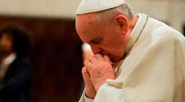 El papa acepta la renuncia del arzobispo imputado por encubrimiento