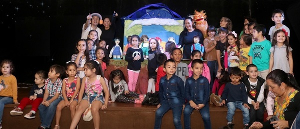 Obra teatral “Luna traviesa” vuelve a subir a las tablas - ADN Paraguayo