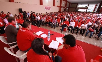 HOY / Logran quórum para iniciar convención y buscarán cambiar estatuto