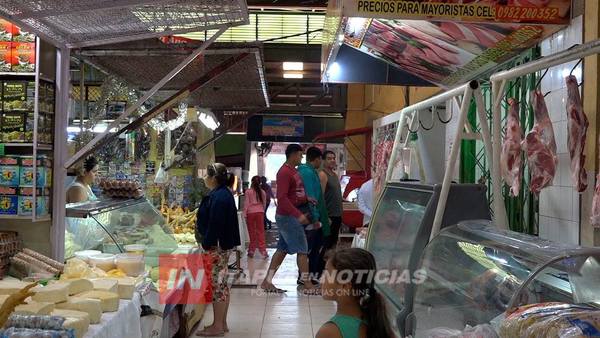 HURTO EN LOCALES DE LA PLACITA MUNICIPAL.
