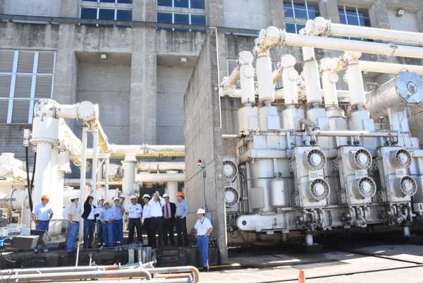 Iniciarán obras para acceder al 100 % de la energía paraguaya de Yacyretá | .::Agencia IP::.