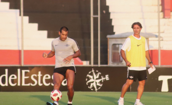 HOY / Marcan día, fecha y árbitros para un juego que puede ser decisivo