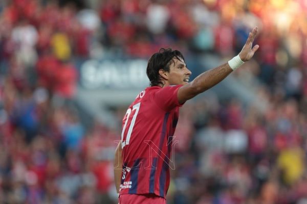 Cerro goleó a Guaraní y desató la fiesta en Barrio Obrero