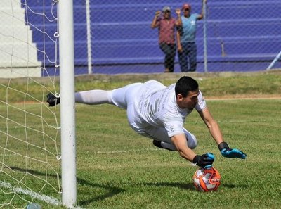 Potosí se mantiene líder pese a derrota - Deportes - ABC Color