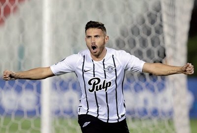 Chamot recupera a dos “finos” para “renacer”