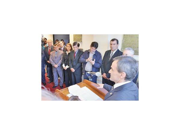 En acto por Argaña fustigan a los “corruptos y ladrones”