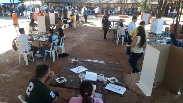 PLRA vota para formalizar candidatura de Mercado | Paraguay en Noticias 