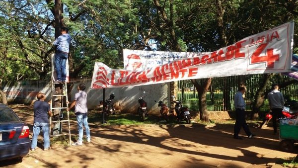 CDE: retiran propaganda electoral | Paraguay en Noticias