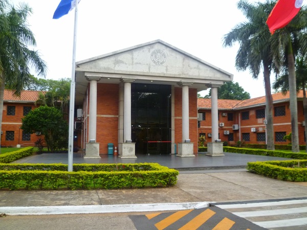 Decana de la Facultad de Química será la primera candidata a rectora de la UNA » Ñanduti