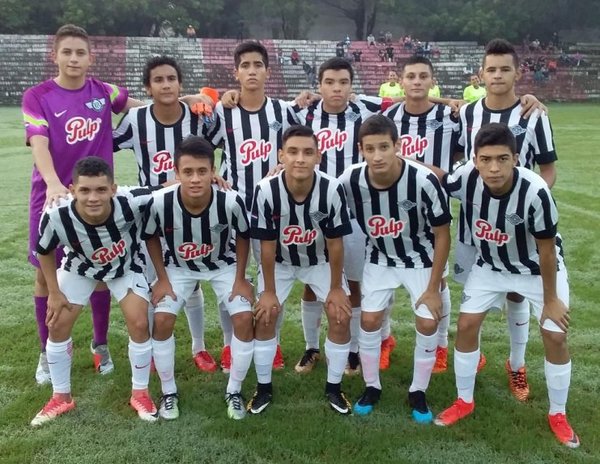 Sub 15: Libertad golea y se apodera de la cima | Paraguay en Noticias