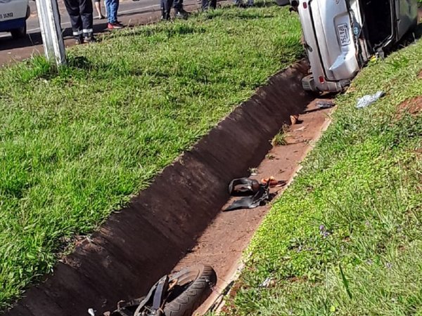 Accidente deja tres heridos graves en Coronel Bogado