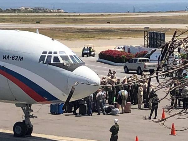 Aeronaves militares rusas aterrizan en el principal aeropuerto venezolano » Ñanduti