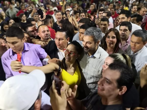 Marito se jacta de victoria "con vehículos de Itaipú en parque cerrado"
