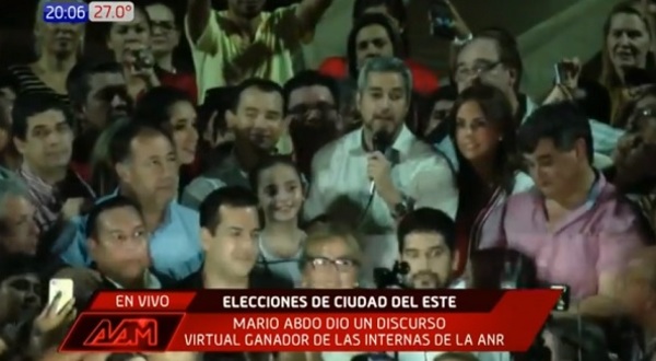 Abdo Benítez celebra victoria de su candidato y destaca el "cambio"