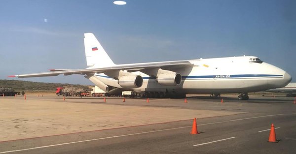 Aviones de transporte de la Fuerza Aérea rusa aterrizaron en Caracas - ADN Paraguayo