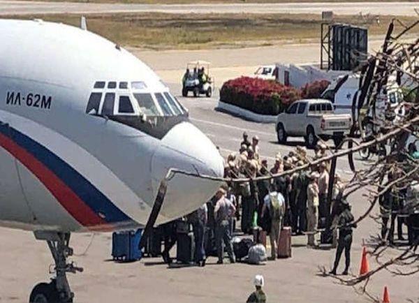 Misión militar de Rusia está en Venezuela, confirma agencia estatal