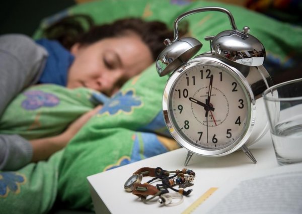 Dormir mucho puede dar sueño y no dormir, estimular la vigilia - Estilo De Vida - ABC Color