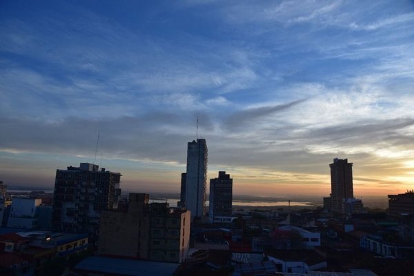 Anuncian lluvias leves y tiempo cálido para hoy - Nacionales - ABC Color