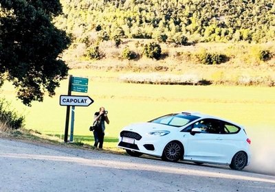 “Fau” se cita con el asfalto de Córcega - Edicion Impresa - ABC Color