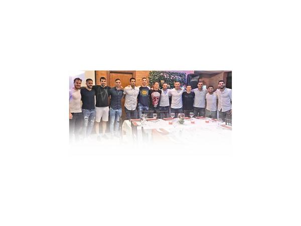 “Juega de manera mecanizada”