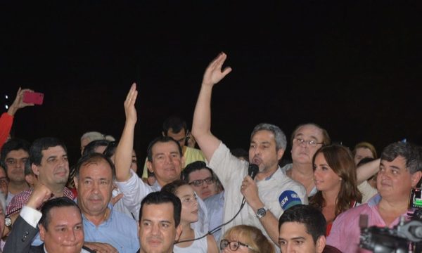 Wilberto Cabañas gana por menos de 4.000 votos y es el candidato de la ANR para la intendencia