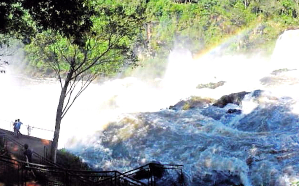 Buscan atraer a turistas desde Puerto Iguazú | Diario Vanguardia 06