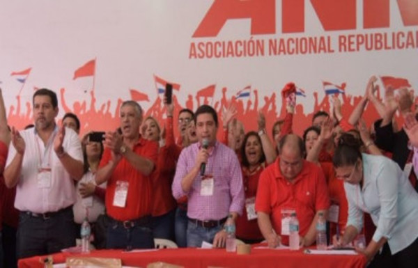 "Santi Peña está habilitado para candidatarse para lo que quiera, ...