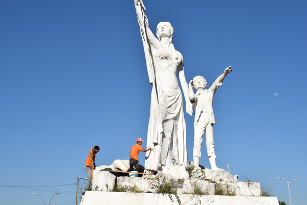 En abril se restaurará la obra de Las Residentas - ADN Paraguayo