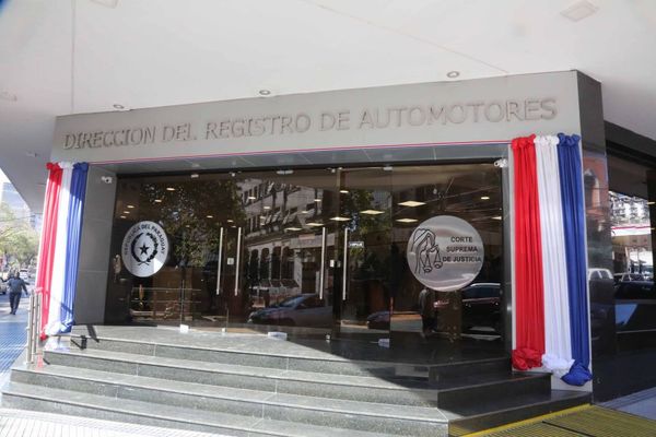 Registro de Automotores no se adhiere a huelga