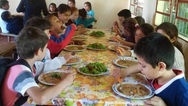 Gobernador anunció el inicio de almuerzo escolar en Misiones - Digital Misiones