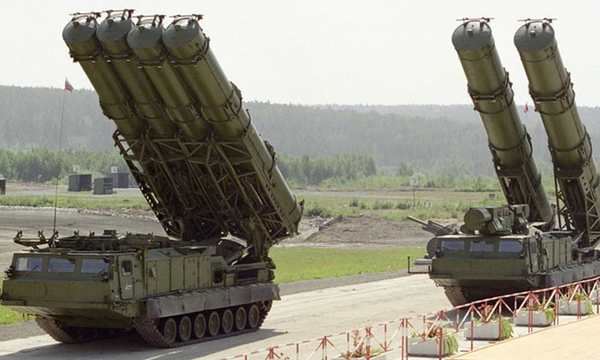 El régimen de Nicolás Maduro desplegó una batería de misiles rusos S-300 en los alrededores de Caracas – Prensa 5