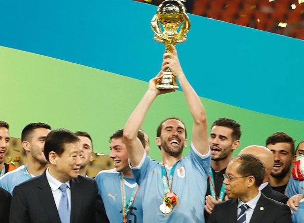 Diego Godín, histórico | Paraguay en Noticias