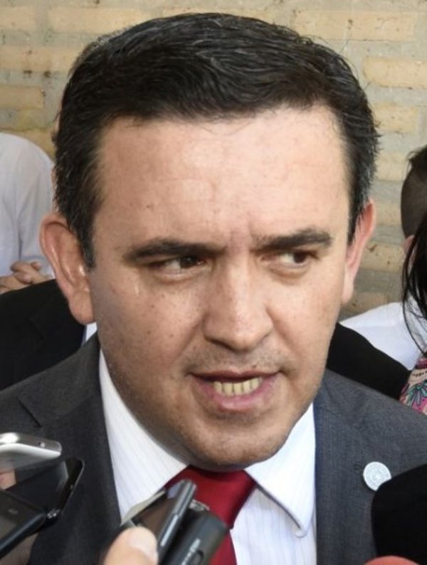 Terna CSJ: Ovelar evita opinar sobre supuesto plagio de Rubén Darío Romero - 730am - ABC Color