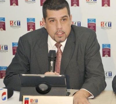Tras reforma tributaria, segunda fase será control de gasto, dice viceministro - 730am - ABC Color